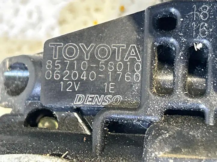 Toyota Land Cruiser (J120) (2002 - 2009) 8571058010 Электростеклоподъемник передний (комплект) — фото 3