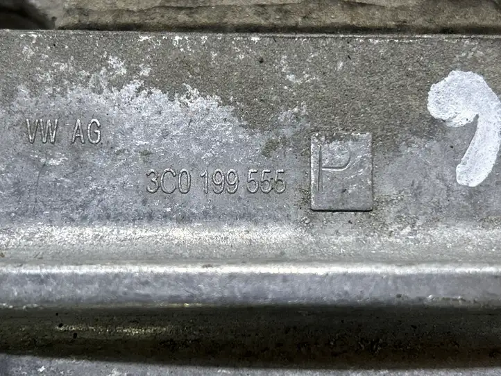 Volkswagen PASSAT B6 (2005 - 2010) 3C0199555 Опора двигателя — фото 3