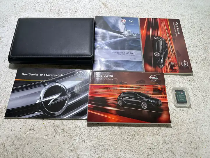 Opel Astra J (2009 - 2012) Сервисная книжка — фото 2