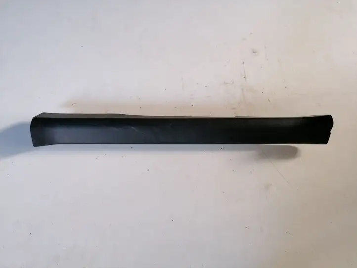 Toyota Prius (XW30) (2009 - 2015) 6791447040 Внутренняя отделка переднего порога — фото 4