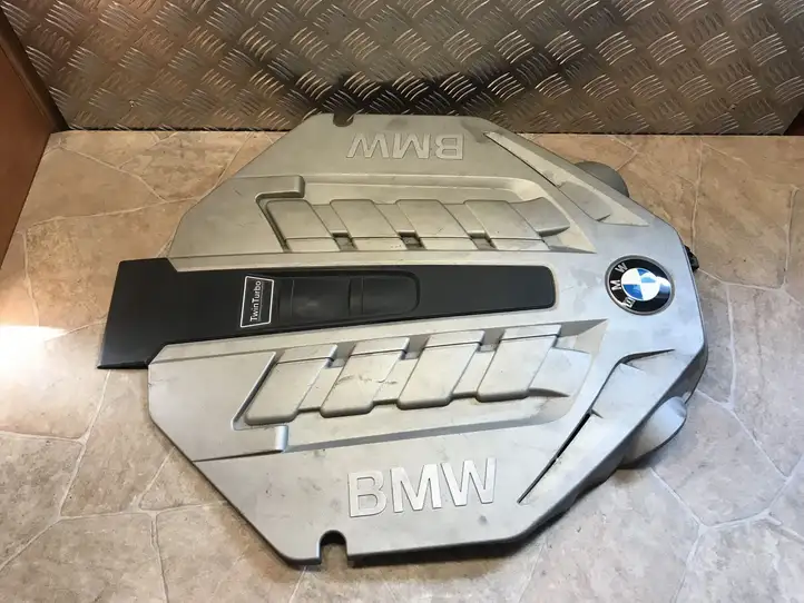 BMW 5 GT F07 (2010 - 2017) 7577456 Крышка двигателя декоративная — фото 1