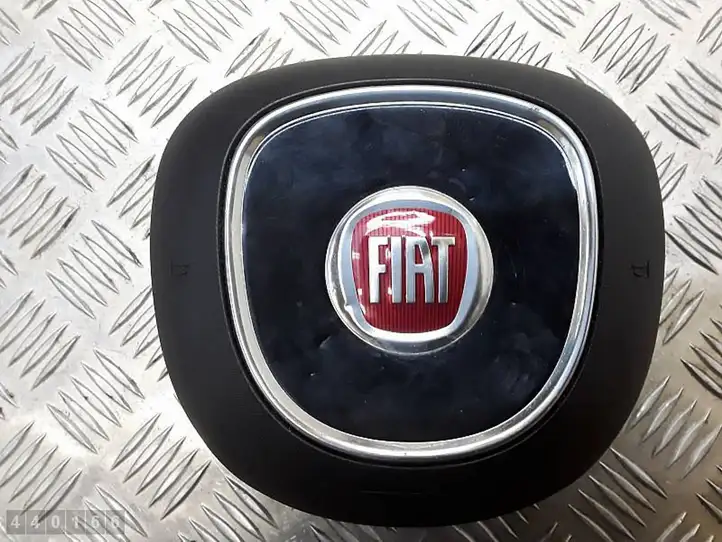 Fiat 500L (2013 - ) 07355786510 Подушка безопасности руля — фото 1
