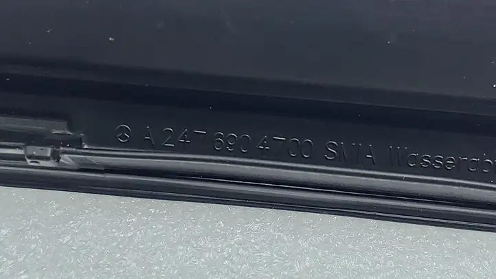 Mercedes-Benz GLB X247 (2018 - ) A2476904700 Накладка стоек лобового стекла — фото 5