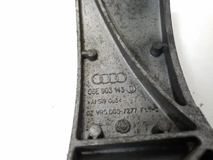 Audi S5 8T (2007 - 2011) 06E903143D Кронштейн генератора — фото 3