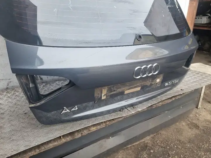 Audi A4 S4 B8 8K (2007 - 2011) Крышка багажника — фото 7