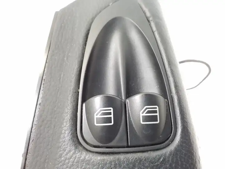Mercedes-Benz SL R230 (2001 - 2012) A2308211351 Блок кнопок стеклоподъемников — фото 4