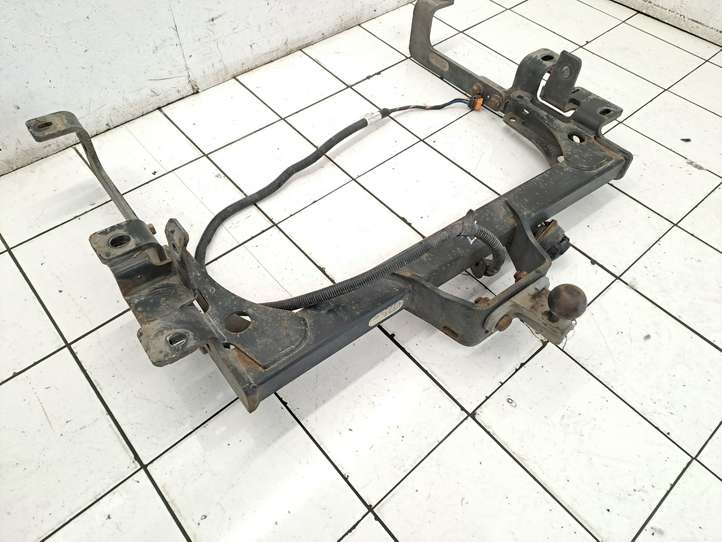 Renault Master III (2010 - )  511762198R Комплект крюка