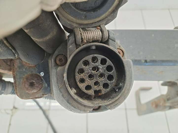 Renault Master III (2010 - )  511762198R Комплект крюка