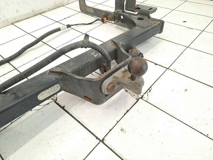 Renault Master III (2010 - )  511762198R Комплект крюка