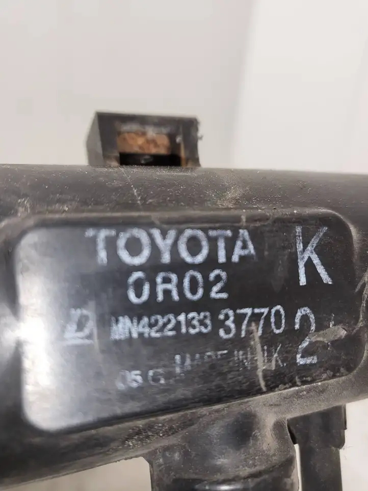 Toyota Avensis T250 (2006 - 2009) MN4221333770 Радиатор охлаждающей жидкости двигателя — фото 2