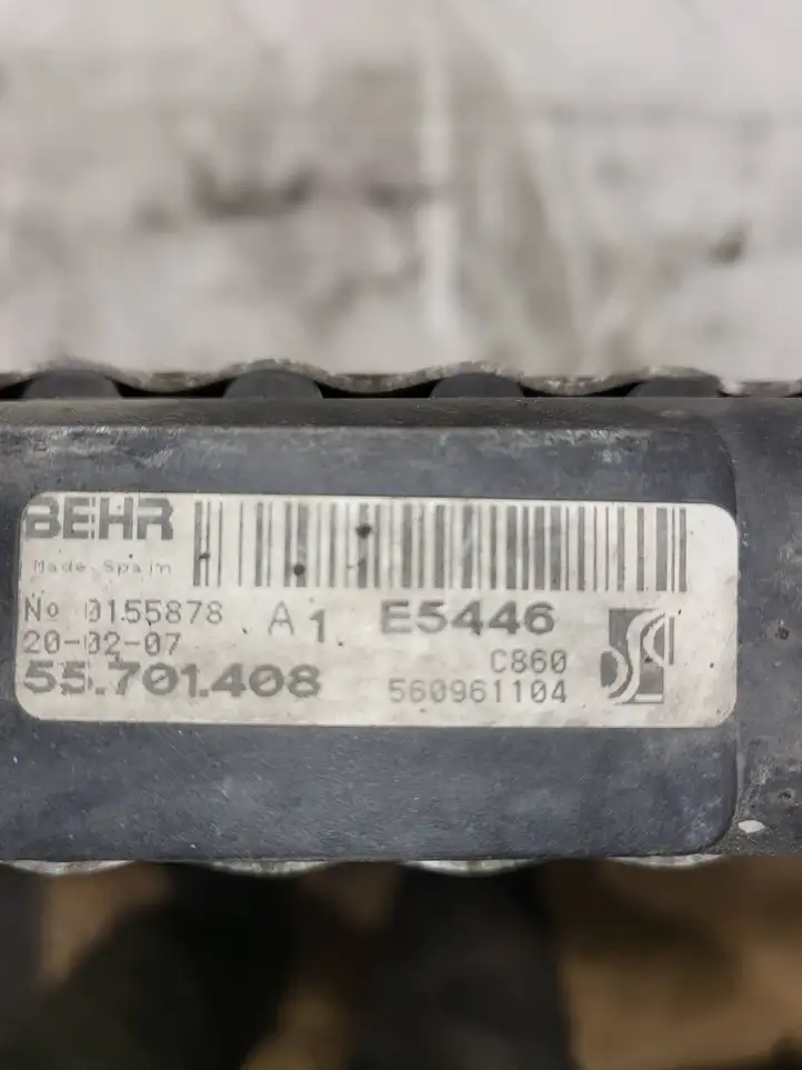 Opel Corsa D (2006 - 2010) 55701408 Радиатор охлаждающей жидкости двигателя — фото 2