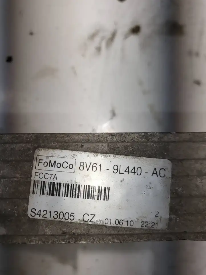 Ford Focus (2011 - 2015) 8V619L440AC Интеркулер — фото 2