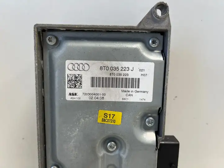 Audi A4 S4 B8 8K (2007 - 2011) 8T0035223J Усилитель звука — фото 2