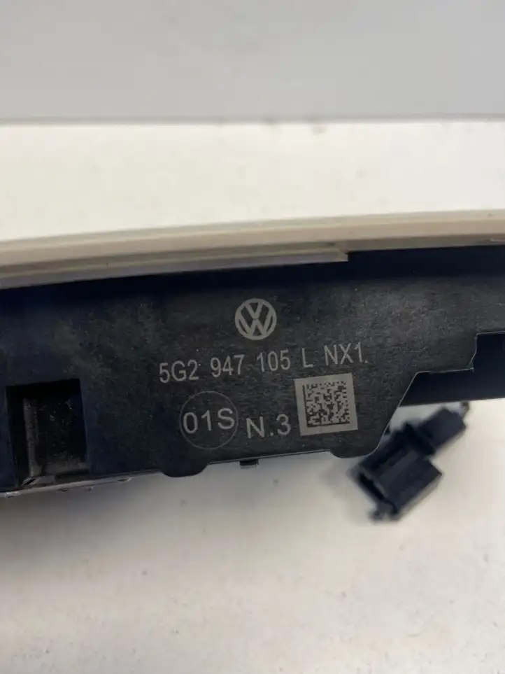 Volkswagen PASSAT B8 (2015 - ) 5G2947105L Плафон салона — фото 2
