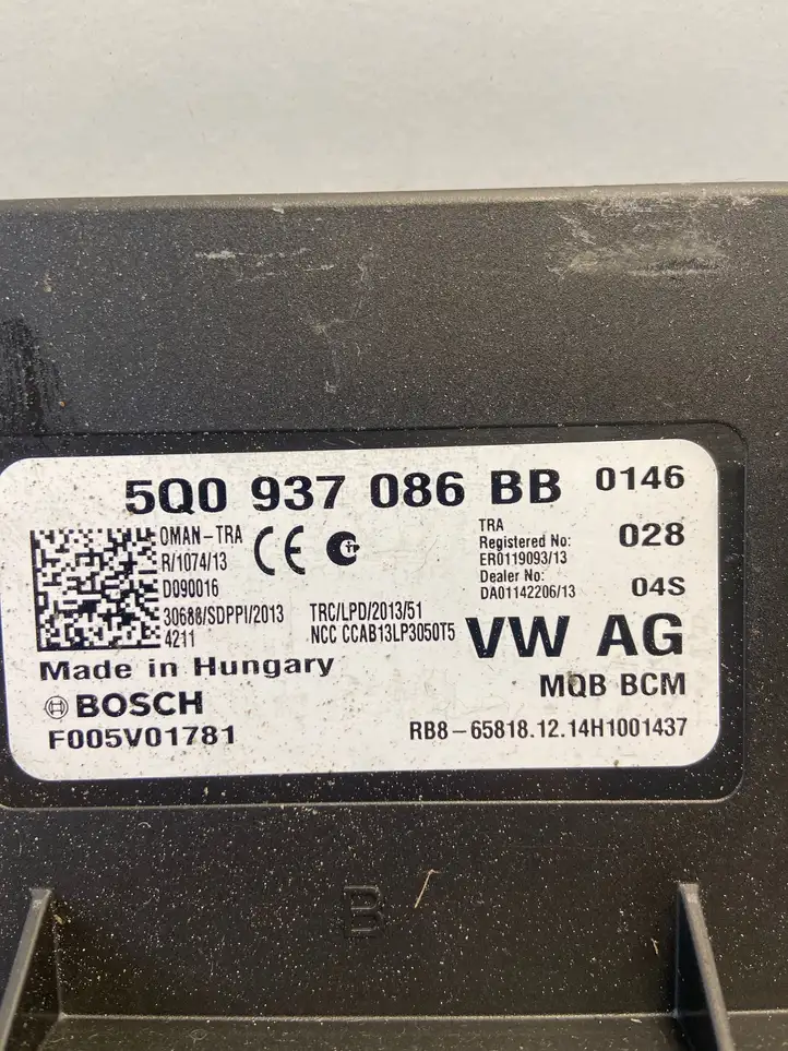 Volkswagen PASSAT B8 (2015 - ) 5Q0937086BB Модуль комфорта — фото 2
