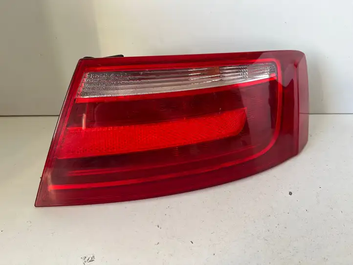 Audi A5 8T 8F (2007 - 2011) 8T0945096 Задний фонарь в кузове — фото 1