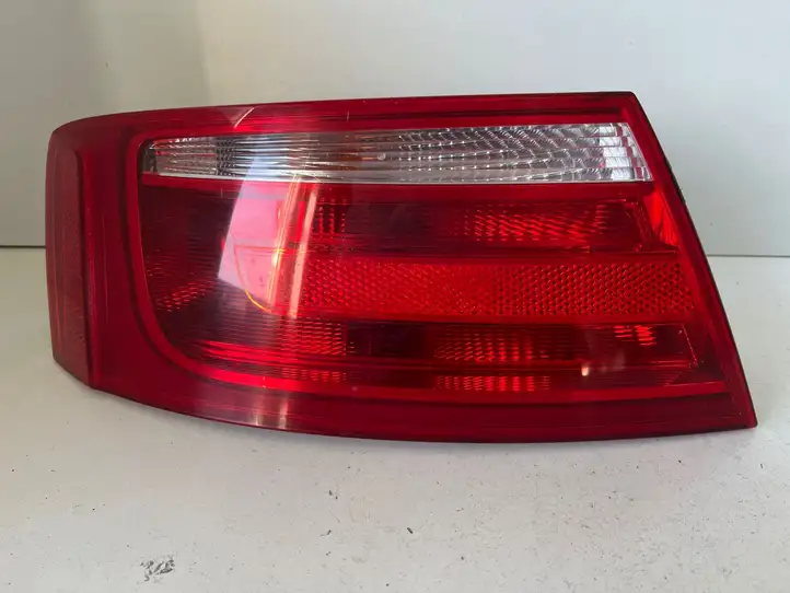 Audi A5 8T 8F (2007 - 2011) 8T0945095 Задний фонарь в крышке багажника — фото 1
