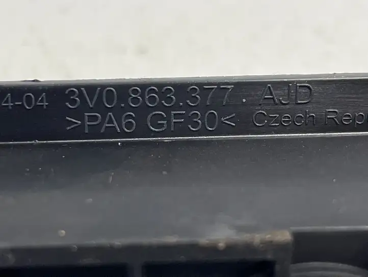 Skoda Superb B8 (3V) (2015 - 2023) 3V0863377 Прочие детали салона — фото 2