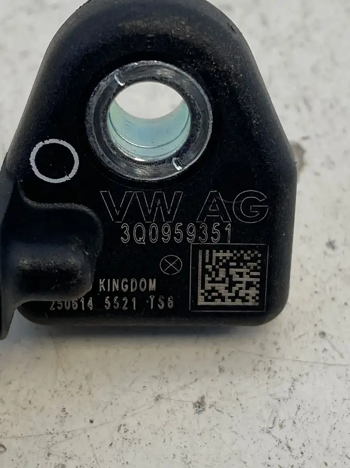 Skoda Octavia Mk3 (5E) (2013 - 2019) 3Q0959351 Датчик удара SRS — фото 2