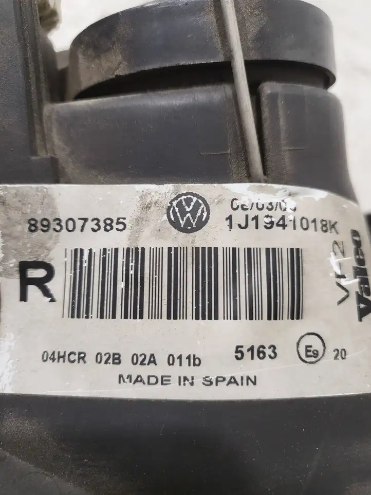 Volkswagen Golf IV (1998 - 2005) 1J1941018K Передняя фара — фото 2