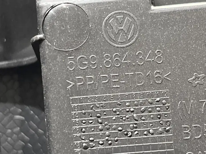 Volkswagen Golf VII (2013 - 2019) 5G9864348 Прочая отделка багажника — фото 2