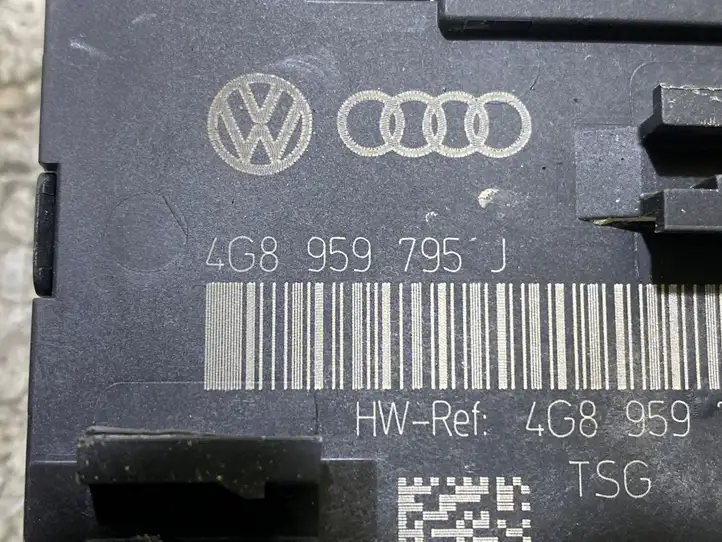 Audi A6 C7 (2011 - 2014) 4G8959795J Блок управления дверью — фото 2