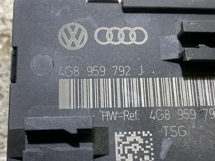 Audi A6 C7 (2011 - 2014) 4G8959792J Блок управления дверью — фото 2