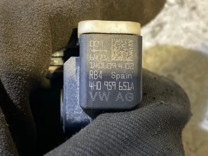 Audi A6 C7 (2011 - 2014) 4H0959651A Датчик удара SRS — фото 2