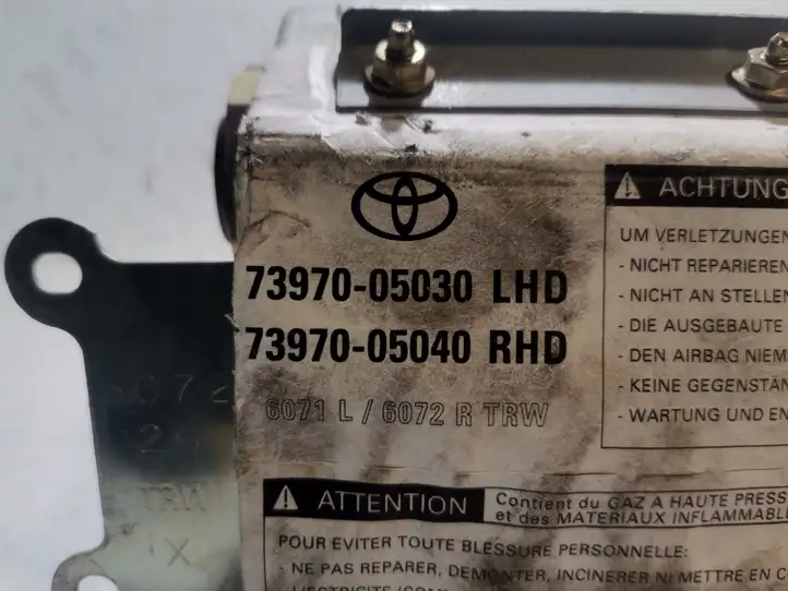 Toyota Avensis T270 (2009 - 2012) 739705030 Подушка безопасности пассажира — фото 2