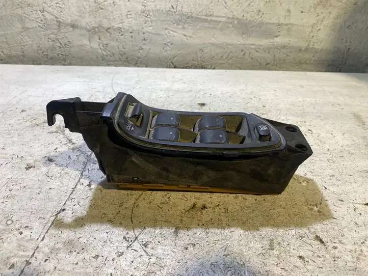 Subaru Outback (2009 - 2014) 514837 Кнопка стеклоподъемников — фото 1