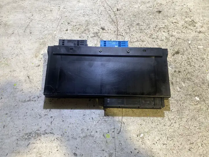 BMW 3 F30 F35 F31 (2012 - 2018) 10681810 Модуль комфорта — фото 3