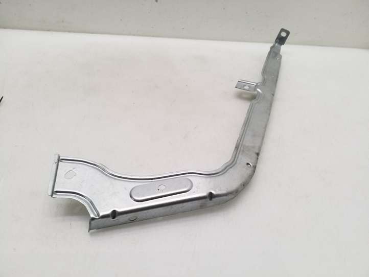 BMW 6 F12 F13 (2010 - 2018)  61139182926 Балка крепления панели