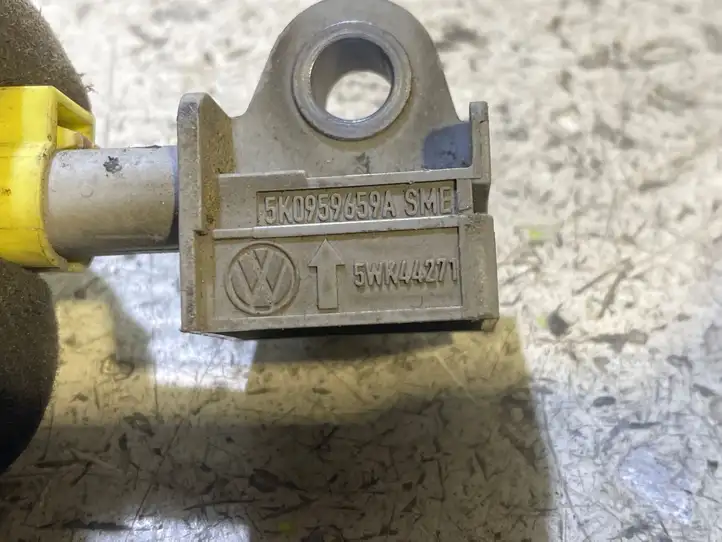 Volkswagen Jetta VI (2011 - 2018) 5K0959659A Датчик удара SRS — фото 2