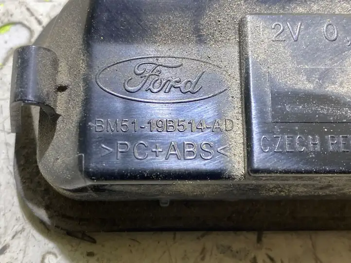 Ford Focus (2011 - 2015) BM5119B514AD Кнопка закрытия крышки багажника — фото 2