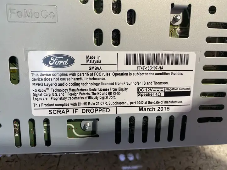 Ford Edge II (2015 - ) FT4T19C107HA Магнитола / мультимедийная система — фото 2