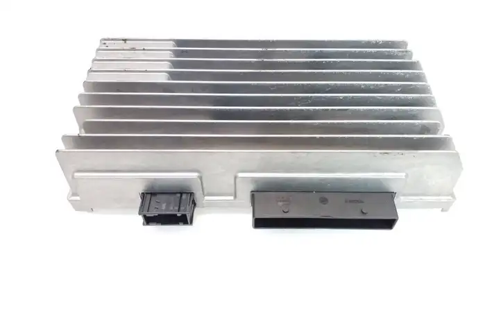Audi A5 8T 8F (2007 - 2011) 8T0035223AJ Усилитель звука — фото 1