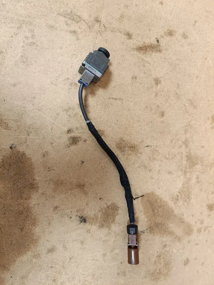 Mercedes-Benz C W205 (2014 - 2021)  A0009050906 Видеокамера заднего вида в бампере