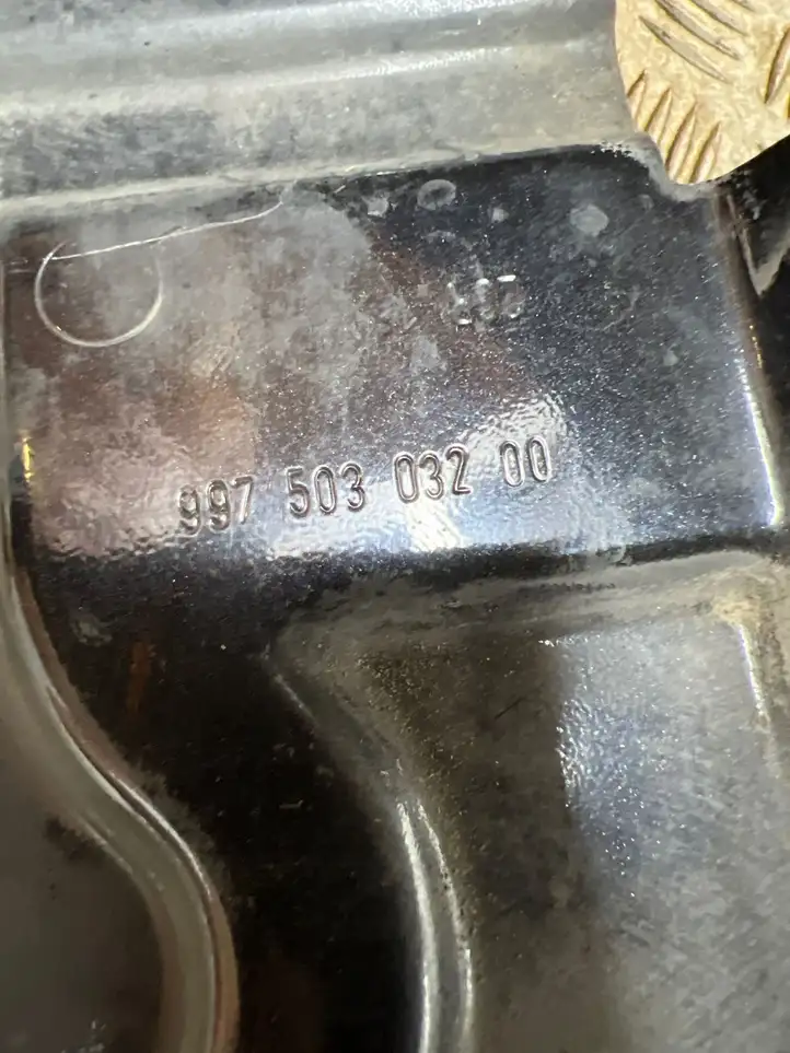 Porsche 911 997 (2004 - 2013) 99750303200 Переднее крыло — фото 7