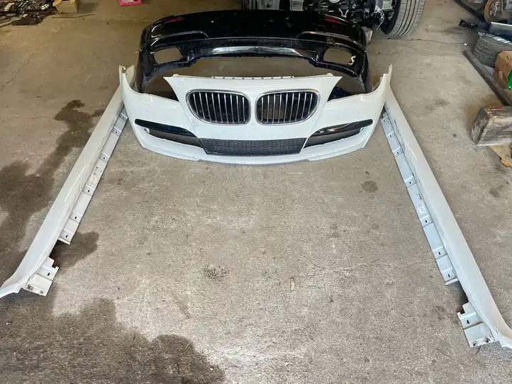 BMW 7 F01 (2008 - 2016) 8049637 Комплект переднего бампера — фото 1