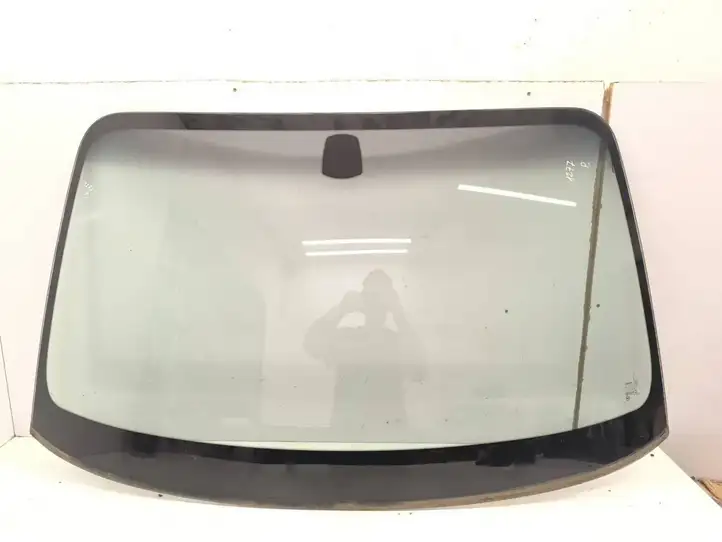 BMW 1 E81 E87 (2004 - 2011) 43R001531 Переднее стекло — фото 1