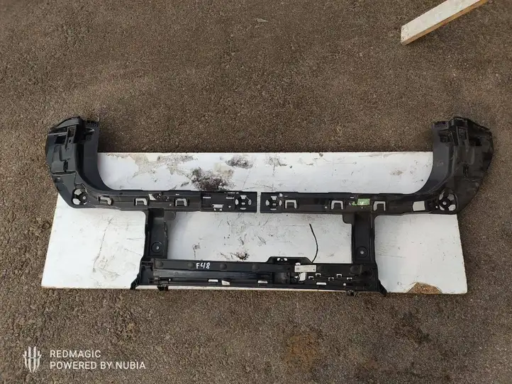 BMW X1 F48 F49 (2015 - 2022) 7378532 Кронштейн заднего бампера — фото 1
