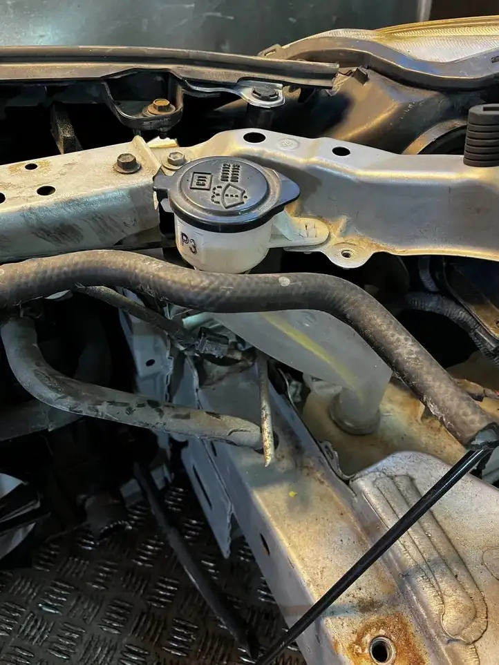 Toyota Prius (XW30) (2009 - 2015) PRIUSPLUS Комплект переднего бампера — фото 9