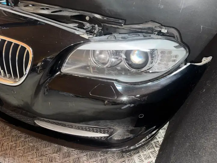 BMW 5 F10 F11 (2009 - 2016) BMW523 Комплект переднего бампера — фото 3