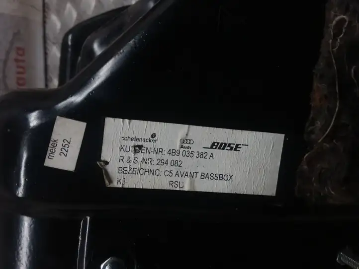 Audi A6 (2001 - 2004)  4B9035382A Громкоговоритель низкой частоты