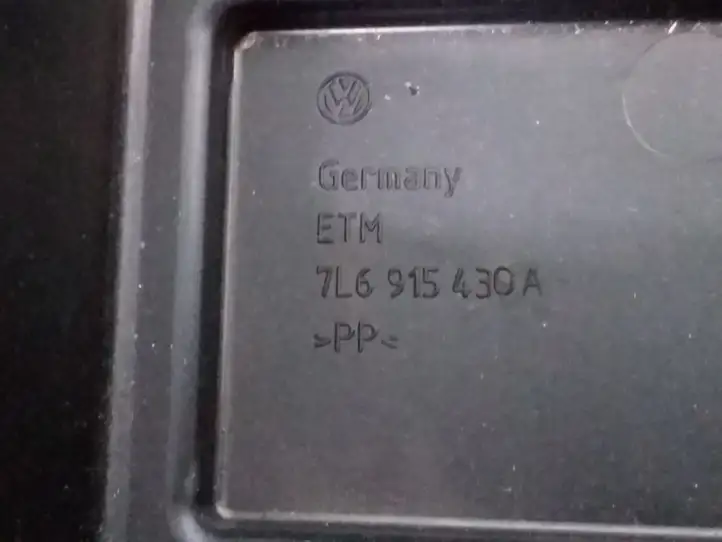 Volkswagen Touareg I (2002 - 2010) 7L6915430A Ящик аккумулятора — фото 2