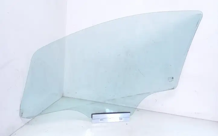 Opel Corsa D (2006 - 2010)  DOT249AS2M235 Основное стекло передних дверей (четырехдверного автомобиля)