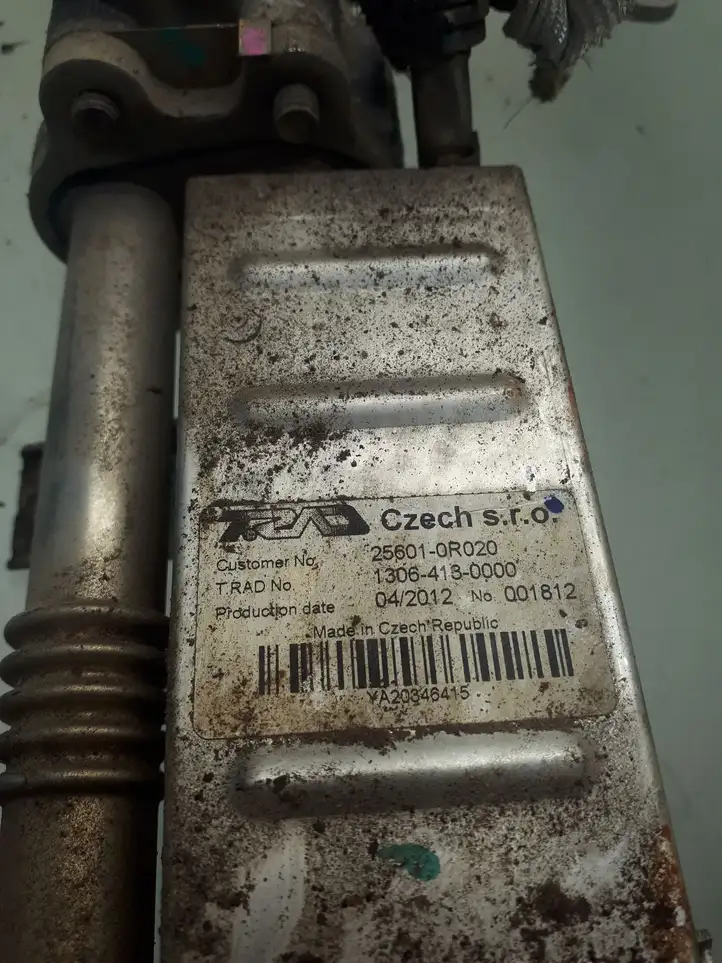 Toyota Avensis T270 (2009 - 2012) 256010R020 Охладитель клапана EGR — фото 4
