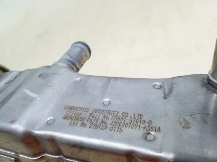 Toyota Auris E180 (2012 - 2018) 2560137010B Охладитель клапана EGR — фото 4