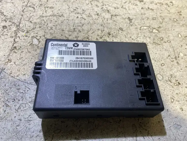 Dodge Charger (2014 - ) 68223670AD Блок управления сиденьем — фото 1