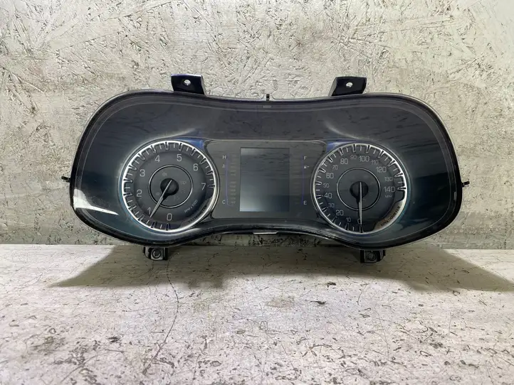Chrysler 200 (2015 - ) P68105897AI Спидометр — фото 1